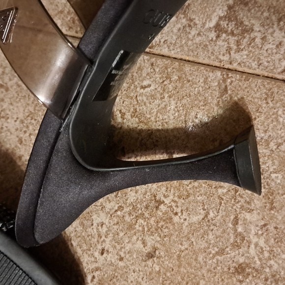 Guess shoes - Picture 9 of 10